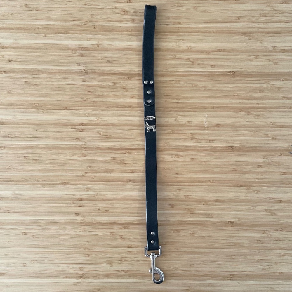 Black Leather Short Dog Leash ⭐️Made in USA ⭐️DogLa